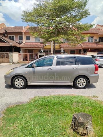 Toyota Wish Best offer - 5