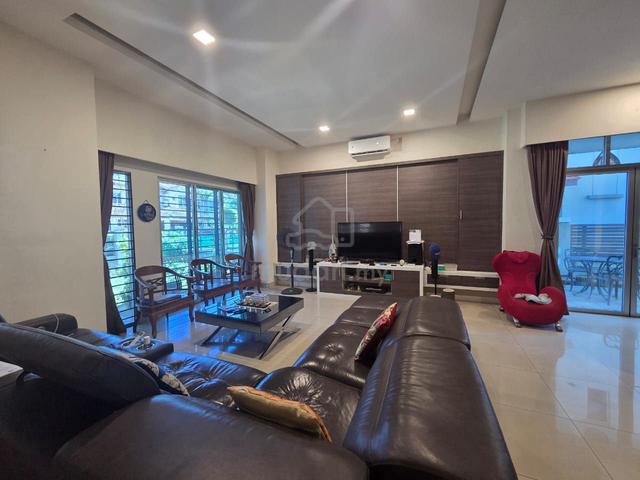 Nice Unit Fully Renovated & Furnish 2.5sty Endlot Ambang Botanic Klang 1
