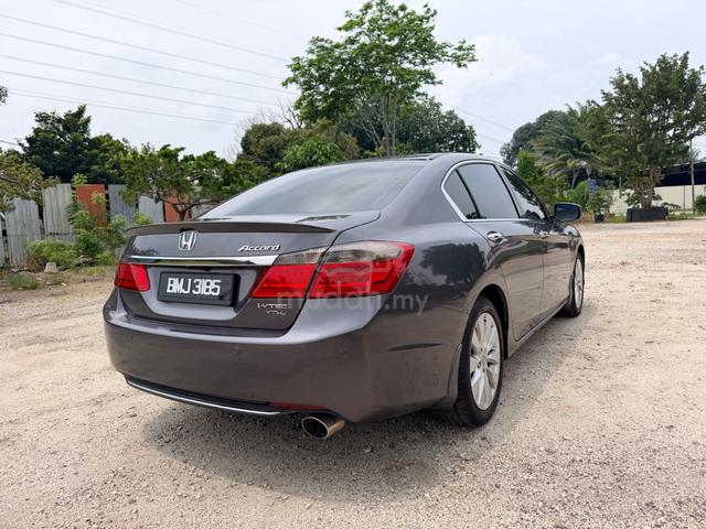 Honda ACCORD 2.0 VTI-L Facelift (A)-14 - 4