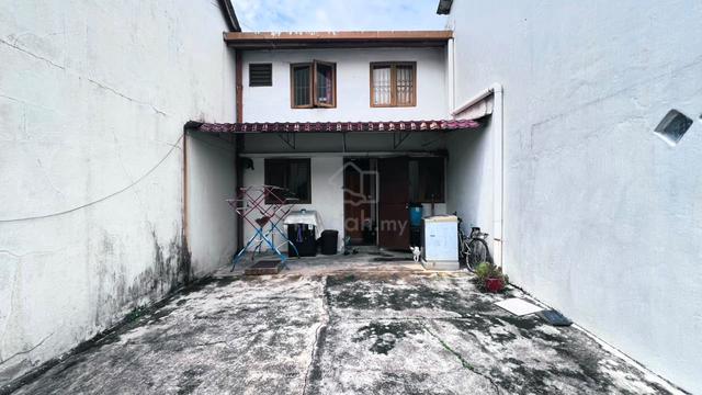 FACING OPEN | Long Spacious Backyard | Rumah 2 Tingkat Taman Melawati 1