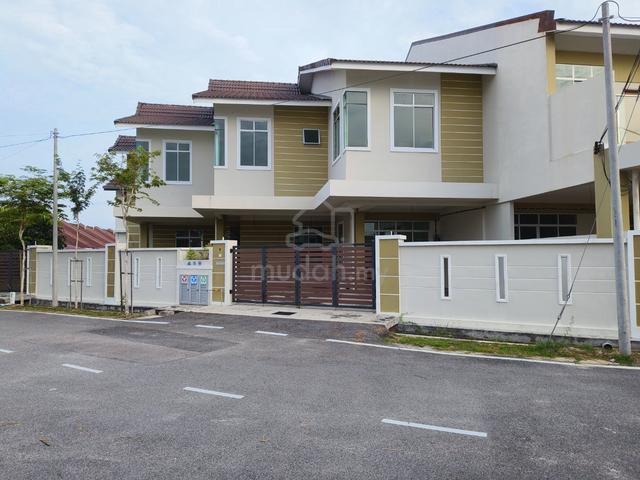 Jalan Salleh double storey terrace house corner lot unit CCC this year 1