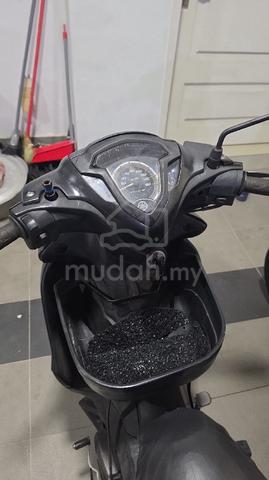 Carousel Image