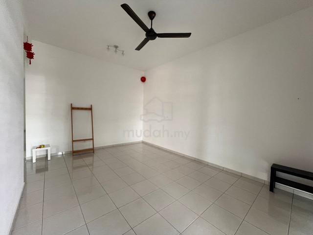 Jalan Bayan Bandar Putra @ Kulai Single Storey Terrace House For Rent 1