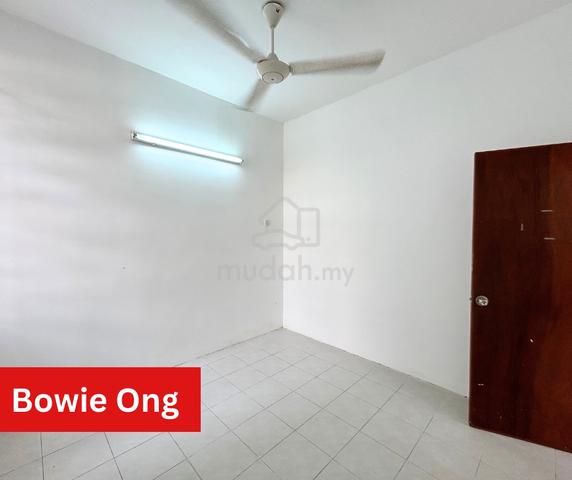 [Good Location] Lagenda Heights 2.5 Storey Terrace For SALE 4