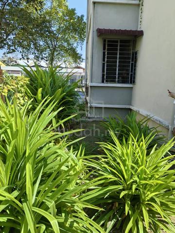 Pangsapuri Akasia (Bandar Botanic) 1