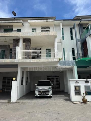 SPACIOUS 3-STOREY HOUSE FOR RENT –Taman bertam permata 1