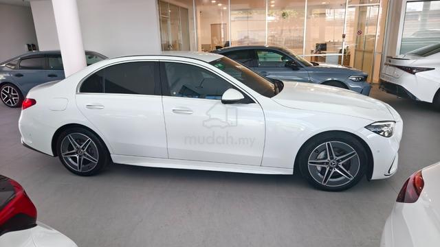 2022 Mercedes Benz C200 1.5 AVANTGARDE AMG LINE - 3