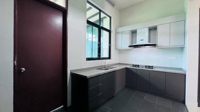 Nice Well Maintained | 3 Storey Semi D Verge 32 Kemensah 1