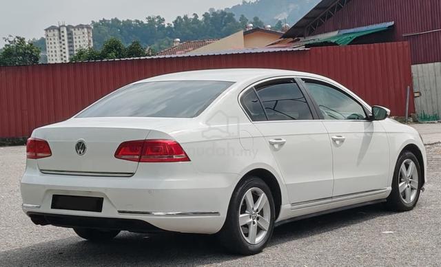 2014 VOLKWAGEN PASSAT 1.8 TSI (CKD) ENHANCED (a) - 2