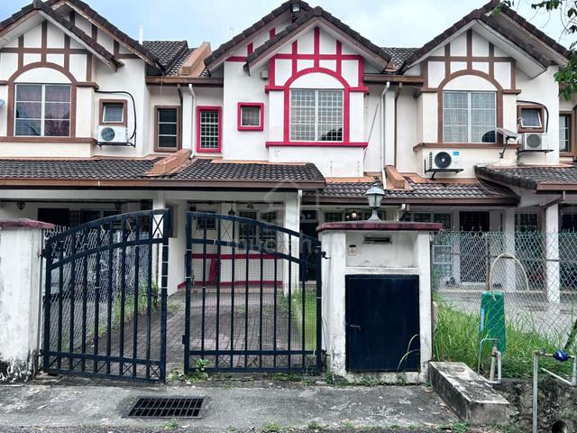 FACING PLAYGROUND 🔥 2-Storey Putra Bahagia @ Putra Heights FOR SALE! 1