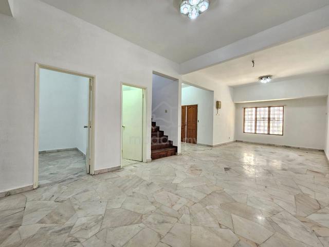 22x75 Gated Guarded 2.5 Storey Kasawari Height Bandar Puchong Jaya 1