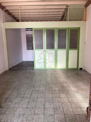 Double Storey Terrace @ Solok Tavoy, Near Burma Road, Georgetown 1