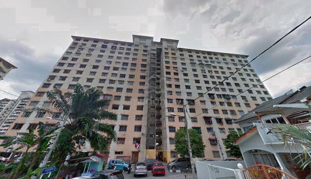 Taman Ampang Mewah Flat 1