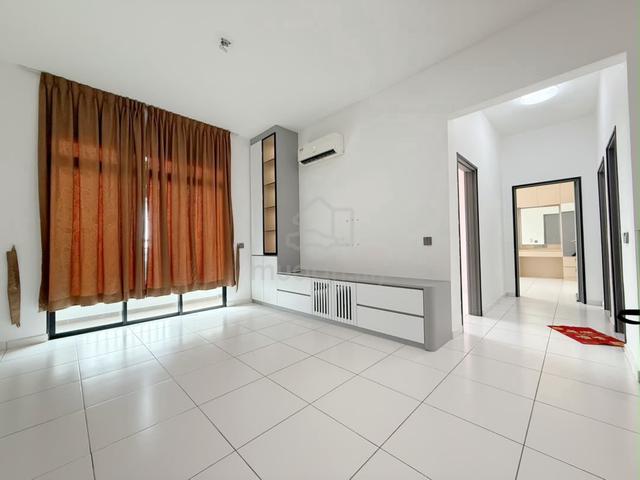 Sky View @ Bukit Indah 1