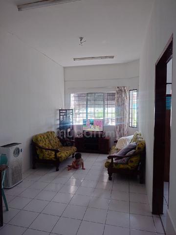 Apartment Taman Pasir Putih Putatan 1