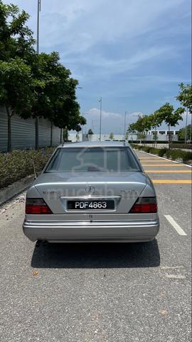 1995 Mercedes Benz 220E 2.2 W124 (A) - 5