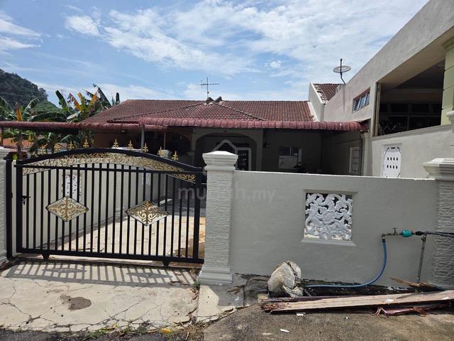 Teres Taman Rasa Sayang Tampin + Parking Luas Boleh parking 5 kereta 1