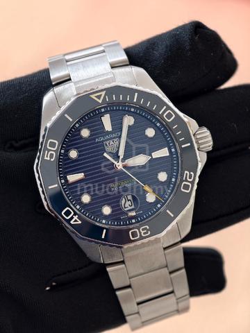 Carousel Image
