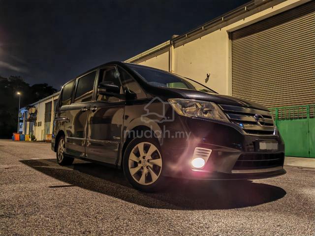 2013 Nissan SERENA 2.0 S-HYBRID HIGHWAY STAR - 4