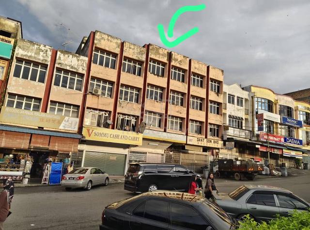 Shoplot for sale Jalan Pasar, Simpang Renggam 1