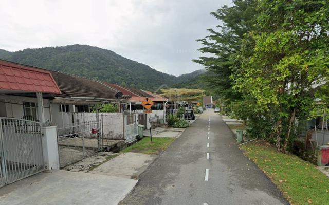Single Storey Terrace at Tanjung Bungah 1