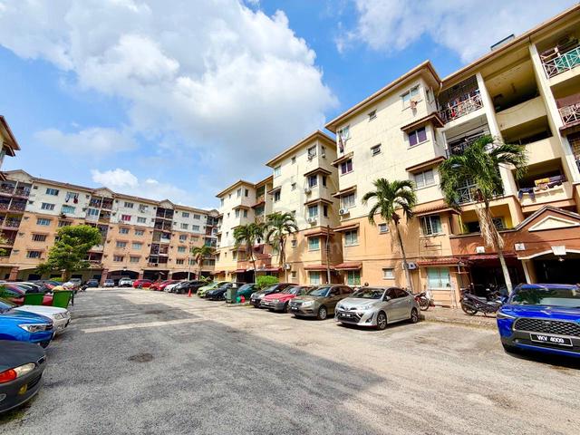 Pangsapuri Seri Suria (Bukit Kemuning) 1