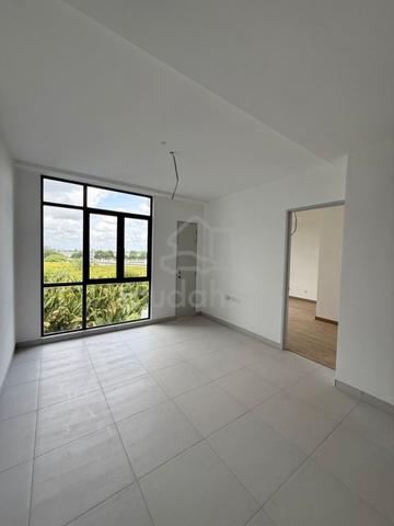 Renna Residence @ The NorthBank 1