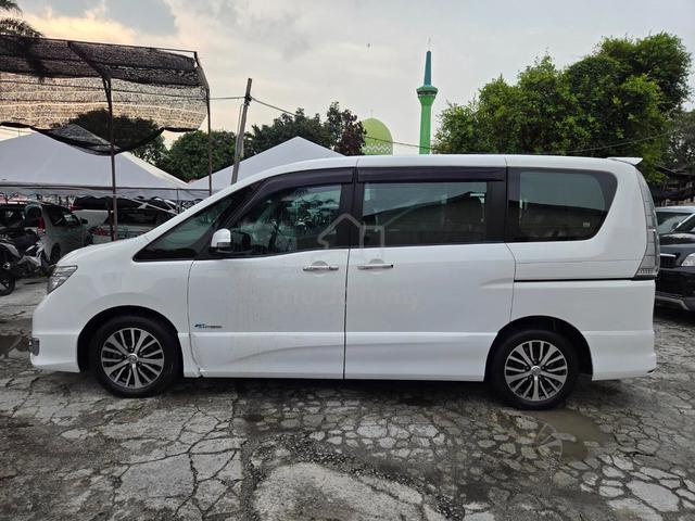 2014 Nissan Serena 2.0 S-Hybrid Highway Star - 5
