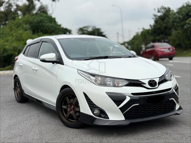 Toyota Yaris 1.5 E FULLSERVICE TOYOTA 2020 - 1