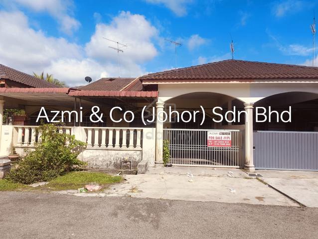 For Sale - Taman Sri Wangi, Batu Pahat, Johor 1