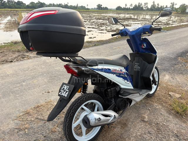 Skuter Honda Icon 110 tahun 2010 - photo 7 of 7