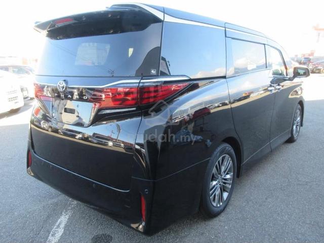 2023 Toyota Alphard Z 2.5 - 5
