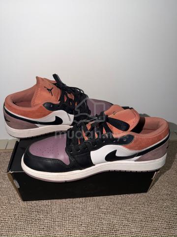 Nike Air Jordan 1 Low Se - photo 2 of 4