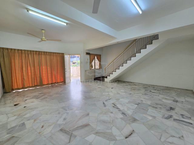 Bandar Indahpura Kulai Double Storey Terrace House Renovated 1