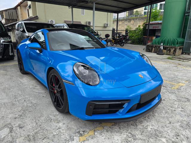 2022 Porsche 911 Carrera GTS 3.0 - 1