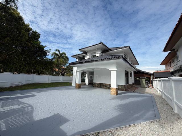 Non Bumi Lot | Freehold | Pvt Swimming Pool | Bungalow Ara Damansara 1
