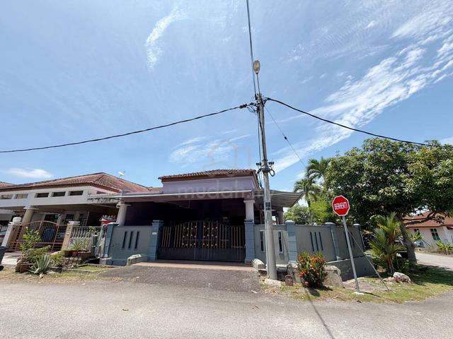 Freehold Corner Lot 2745sq.ft Fully Extended Rembia Perkasa 1 Storey 1