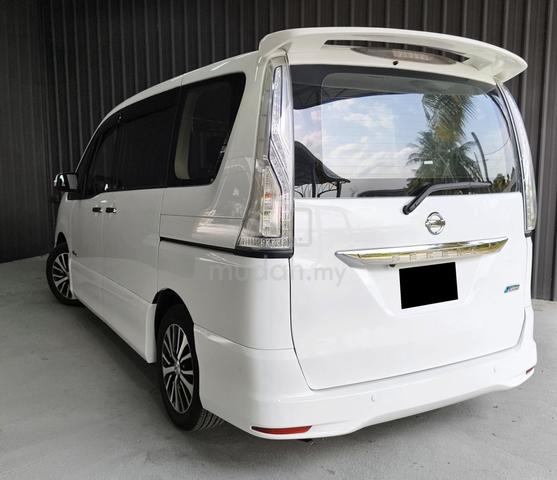 Nissan SERENA 2.0 S-HYBRID HIGHWAY STAR 2 P/DOOR - 4