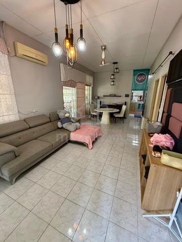 JALAN MERAK, BANDAR PUTRA, KULAI, 1-Storey Terrace House FOR SALE 1