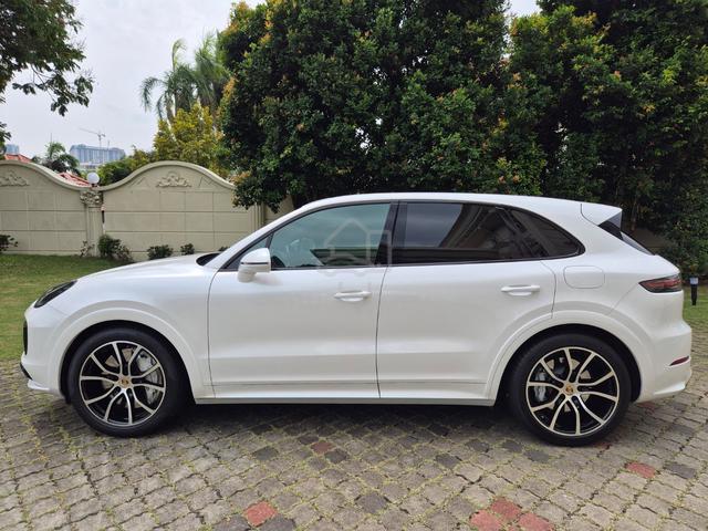 2019 Porsche CAYENNE 4.0 TURBO (A) - 5