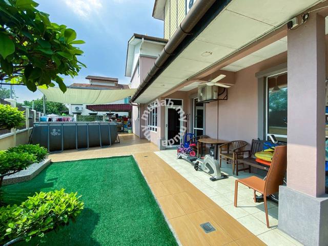 Semi D CORNER Bungalow Villa Bukit Rimau Low Density 7 Rooms Furnished 1
