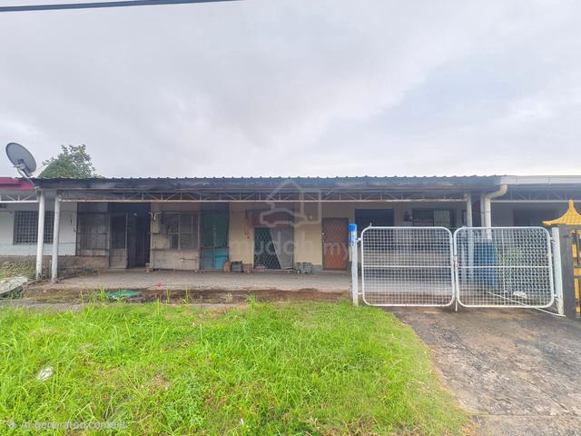 Lido Terrace Single Storey Terrace House 1
