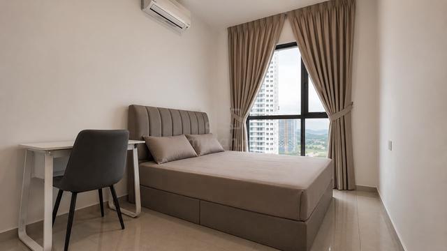 Cozy Female Unit Middle Room for Rent @ Savana Residence, Batu Kawan 1
