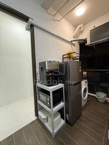 ZerꝎ DEPOSIT! NO AGENT FEES! Danga Bay - Fully Furnished Single Room 4
