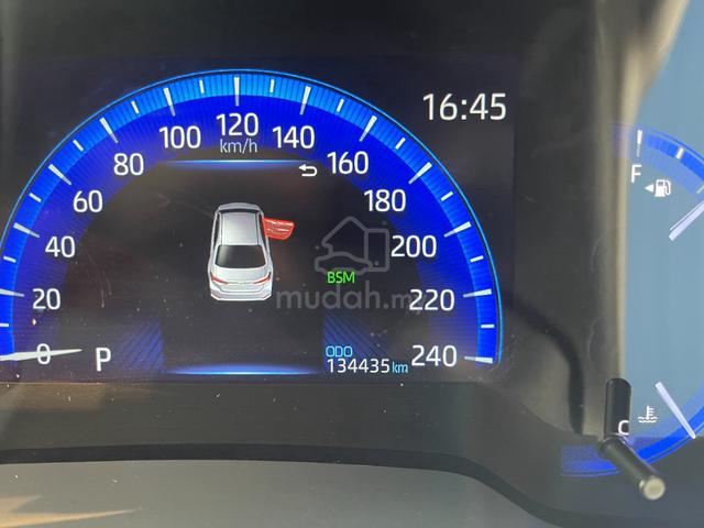 2021 Toyota COROLLA ALTIS 1.8 (A)G FACELIFT F/LOAN - 3