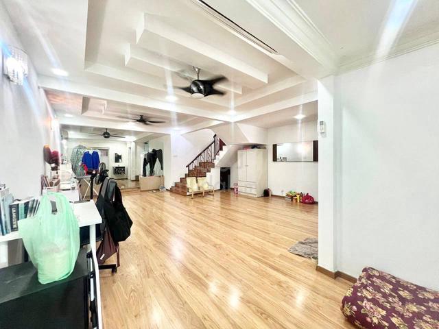 FULL RENOVATE LUAS 20x70🔥 TTDI Jaya Shah Alam, 2 Tingkat 1