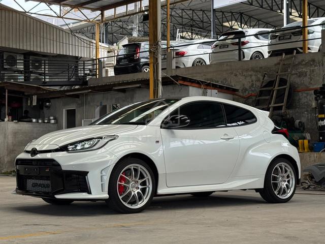 AUTO 2024 Toyota GR YARIS 1.6 RZ HIGH PERFORMANCE - 2