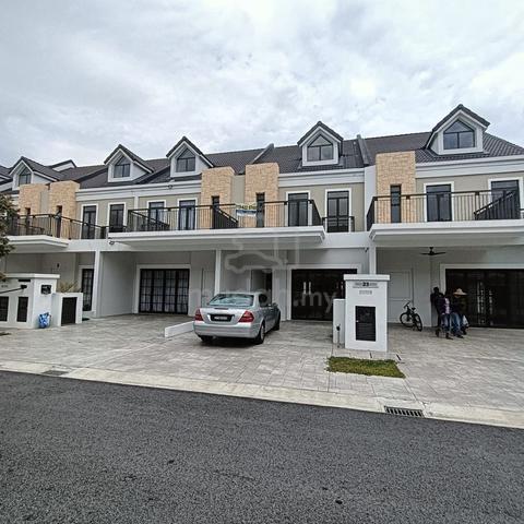 DOUBLE STOREY MONET SPRINGTIME BANDAR SUNSURIA, Sepang 1