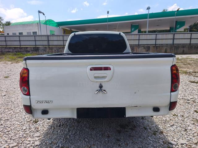 2014 Mitsubishi TRITON 2.5 LITE KA4TNJNMFR (M) - 5