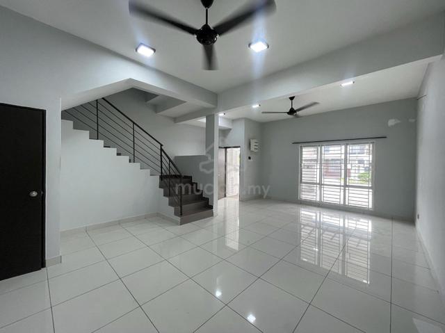 KEMAS BERSIH Double Storey Taman Ruby Dengkil 1